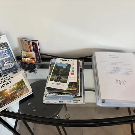 Avec Animaux, Parking - 6 Pers. - Fr-1-489-622