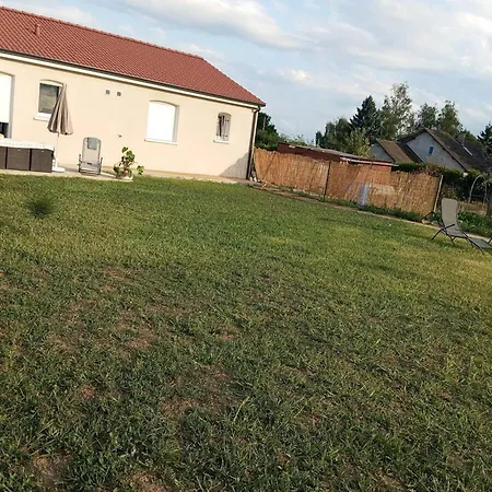 Дом отдыха Avec Animaux, Parking - 6 Pers. - Fr-1-489-622 Cusset