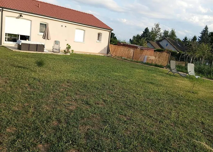 Avec Animaux, Parking - 6 Pers. - Fr-1-489-622